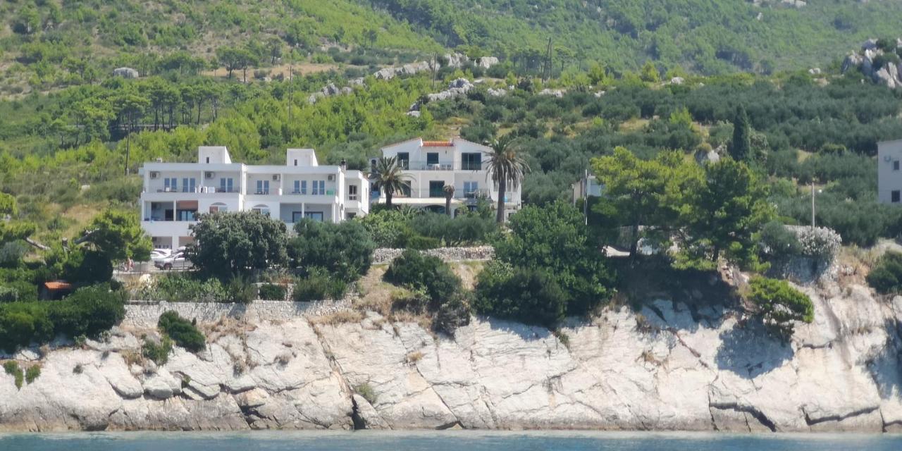 Apartments Tri Palme Baška Voda Extérieur photo