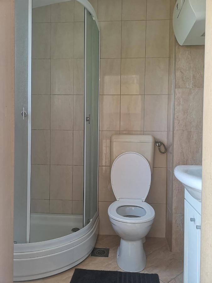 Apartments Tri Palme Baška Voda Extérieur photo
