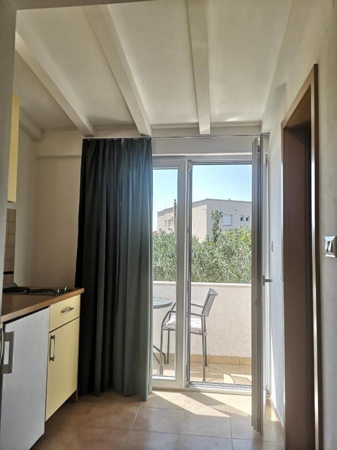 Apartments Tri Palme Baška Voda Extérieur photo