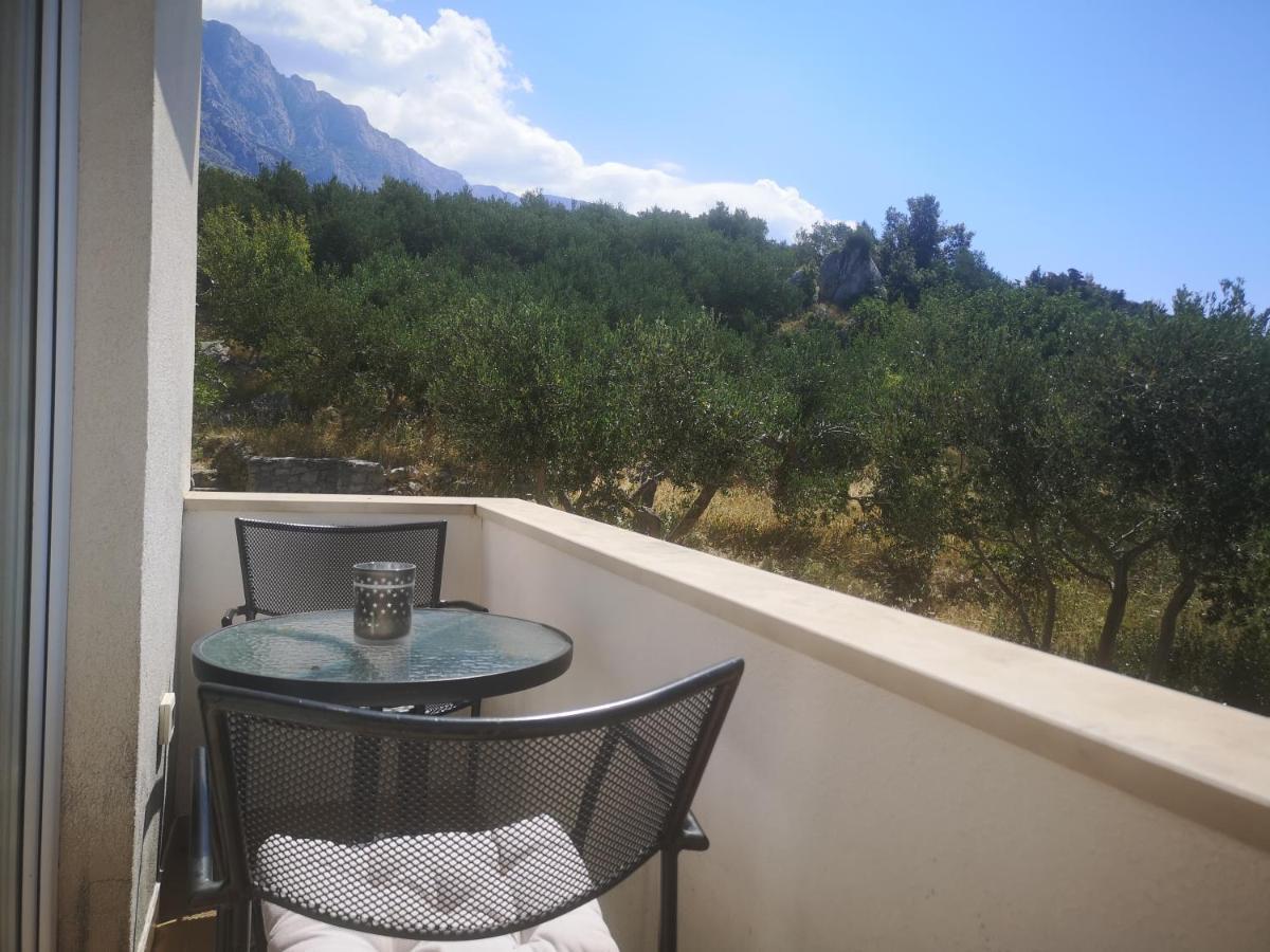 Apartments Tri Palme Baška Voda Extérieur photo