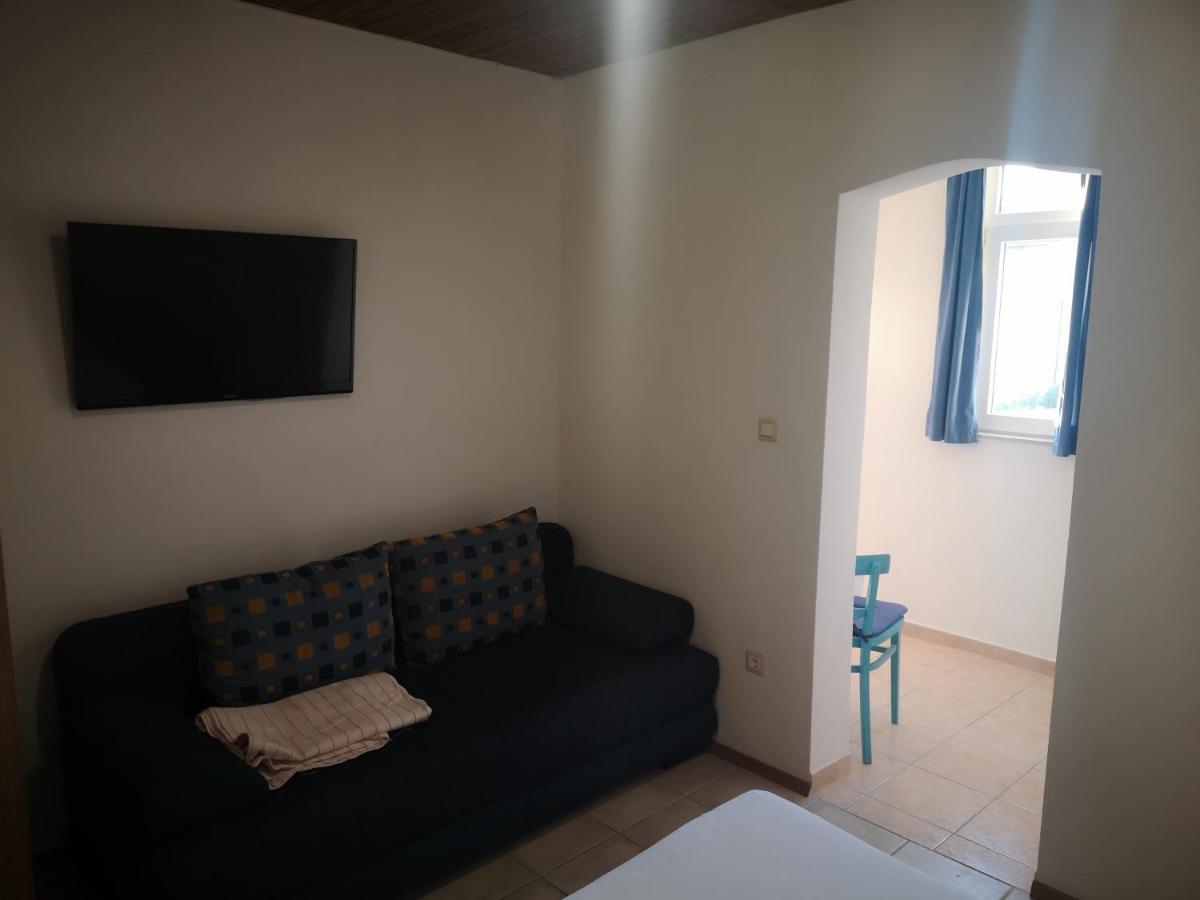 Apartments Tri Palme Baška Voda Extérieur photo