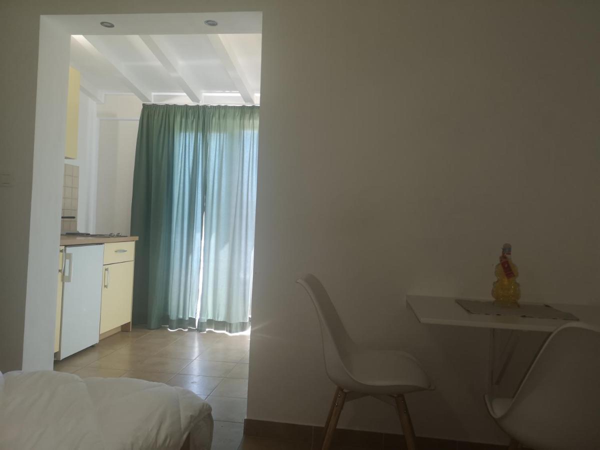 Apartments Tri Palme Baška Voda Extérieur photo