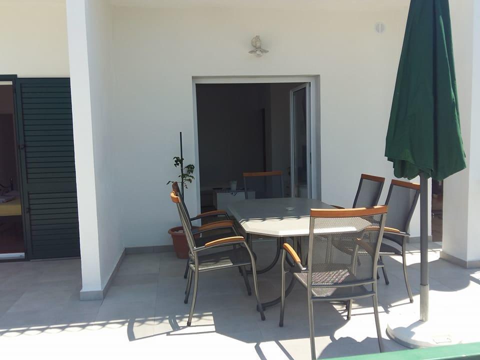 Apartments Tri Palme Baška Voda Extérieur photo