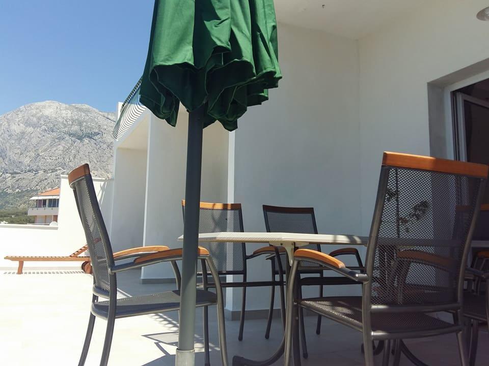 Apartments Tri Palme Baška Voda Extérieur photo